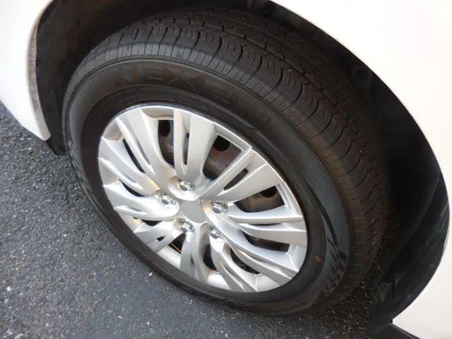 2012 Nissan Versa 1.8 S
