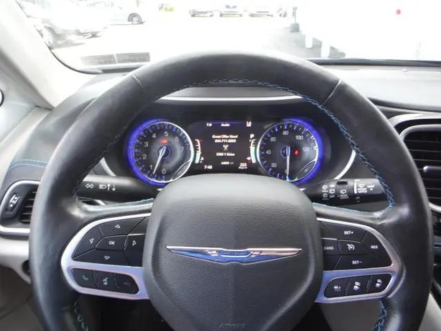 2021 Chrysler Pacifica Touring L