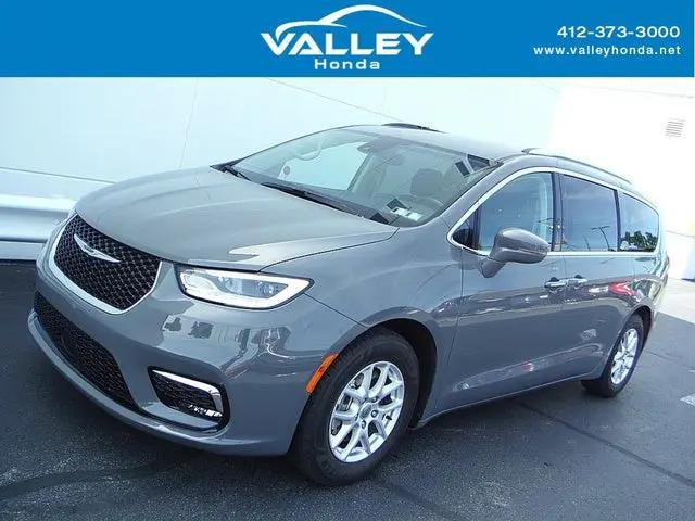 2021 Chrysler Pacifica Touring L for sale in Monroeville, PA