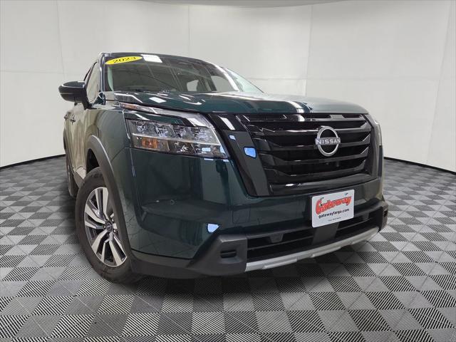 2023 Nissan Pathfinder SL 4WD
