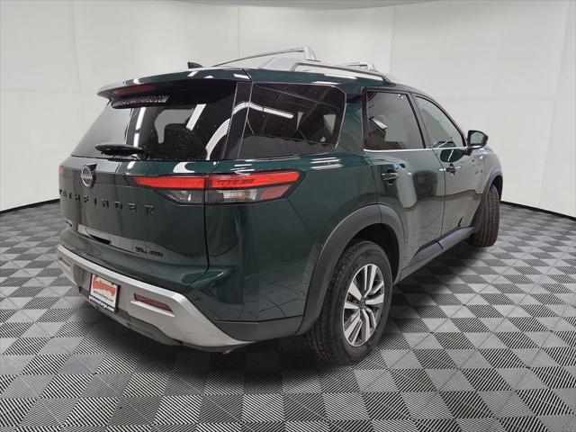 2023 Nissan Pathfinder SL 4WD