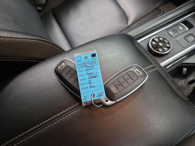 2023 Nissan Pathfinder SL 4WD