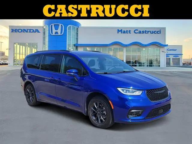 2021 Chrysler Pacifica Touring for sale near Dayton, OH