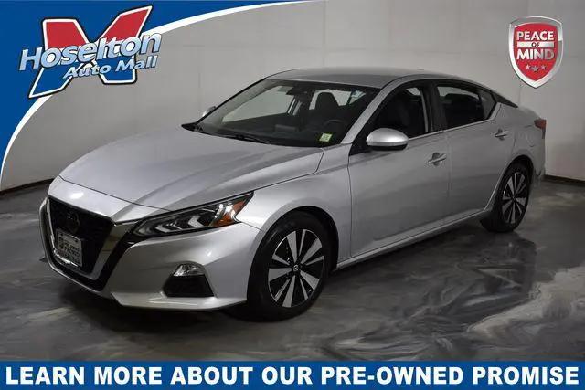 2022 Nissan Altima SV FWD for sale in East Rochester, NY