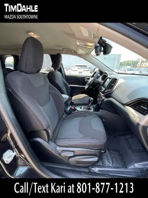 2016 Jeep Cherokee North