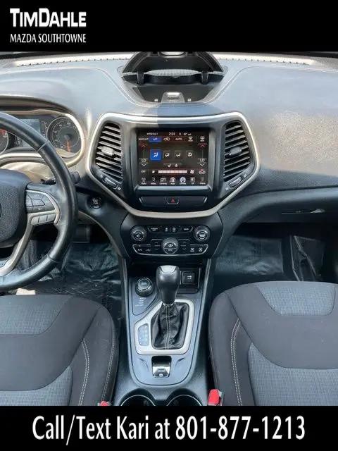 2016 Jeep Cherokee North