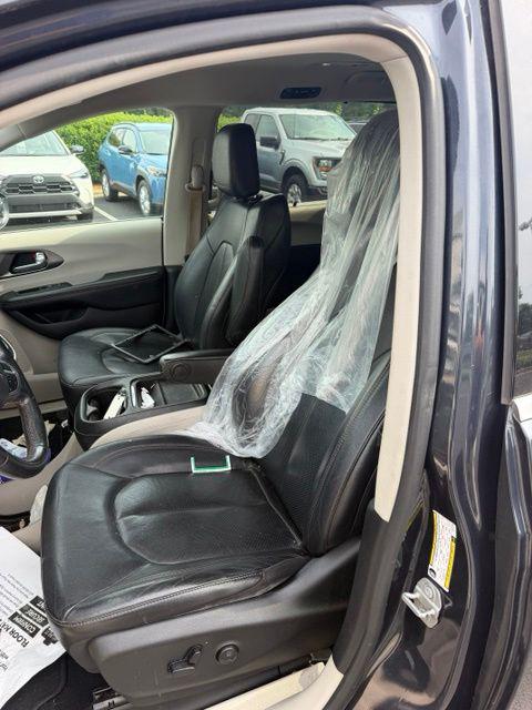 2020 Chrysler Pacifica Touring L