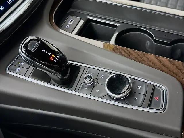 2022 Cadillac Escalade 4WD Premium Luxury Platinum