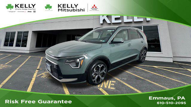 2023 Kia Niro EX Touring 2023 Kia Niro EX Touring