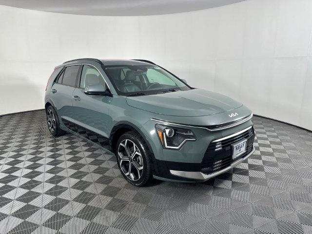 2023 Kia Niro EX Touring 2023 Kia Niro EX Touring