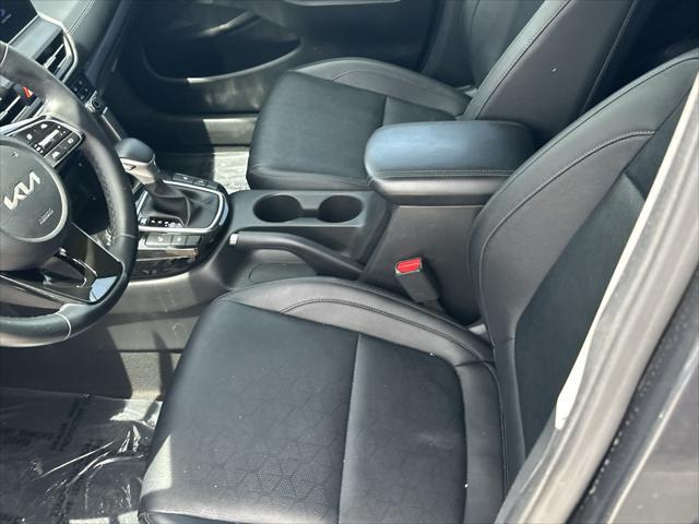 2024 Kia Seltos EX