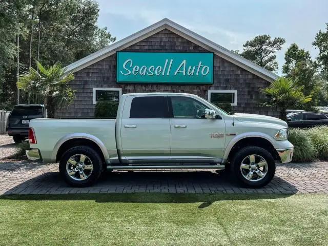 2018 Ram 1500 Laramie Crew Cab 4x4 5'7" Box for sale in Wilmington, NC