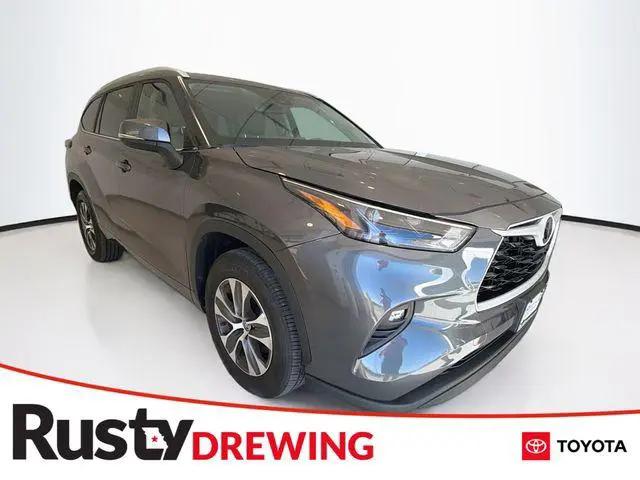 2025 Toyota Highlander XLE for sale in Jefferson City, MO