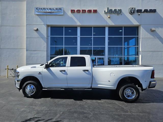 2026 Ram 3500 Tradesman Crew Cab 4x4 8' Box
