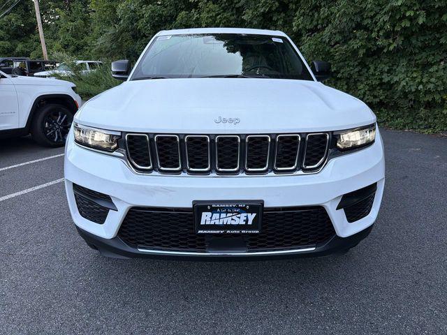 2026 Jeep Grand Cherokee GRAND CHEROKEE LAREDO X 4X4