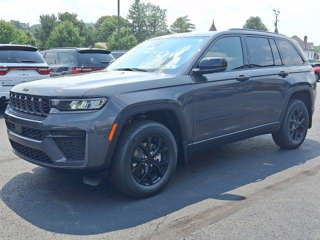 2026 Jeep Grand Cherokee GRAND CHEROKEE LAREDO ALTITUDE 4X4 2026 Jeep Grand Cherokee GRAND CHEROKEE LAREDO ALTITUDE 4X4