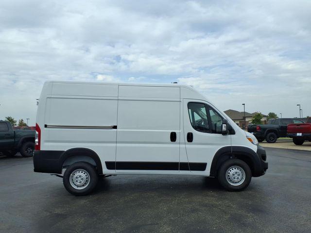 2026 Ram ProMaster Cargo Van Tradesman High Roof 136 WB w/Pass Seat