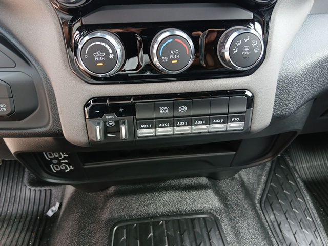 2026 Ram 3500 Tradesman/Big Horn