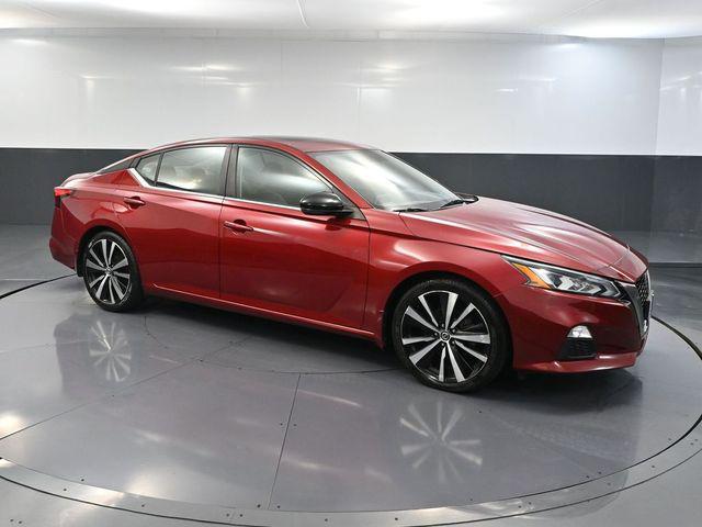 2019 Nissan Altima 2.0 SR for sale in Saint Cloud, MN