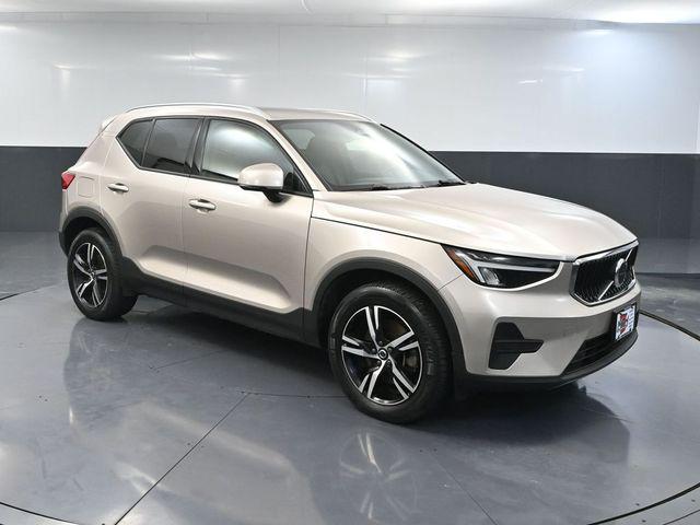 2023 Volvo XC40 B5 Core for sale in Saint Cloud, MN