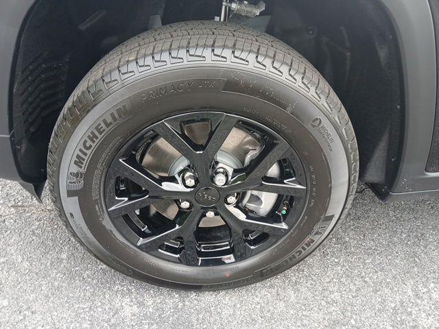 2026 Jeep Grand Cherokee L GRAND CHEROKEE L LAREDO ALTITUDE 4X4 2026 Jeep Grand Cherokee L GRAND CHEROKEE L LAREDO ALTITUDE 4X4