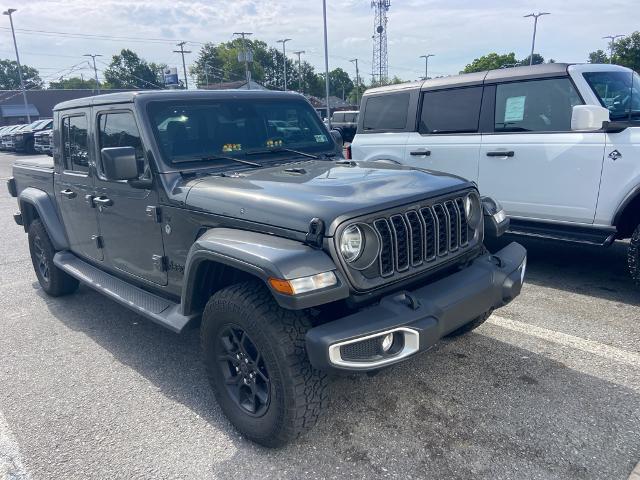 2025 Jeep Gladiator Sport for sale in Beckley, WV