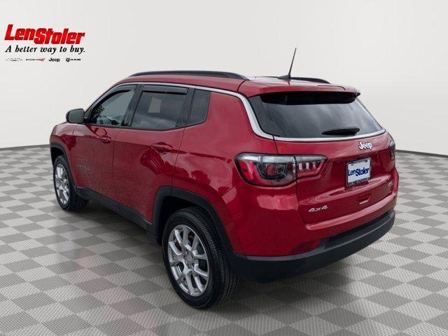2024 Jeep Compass Latitude Lux FWD
