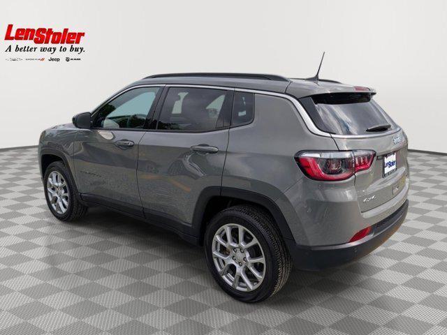 2024 Jeep Compass Latitude Lux FWD 2024 Jeep Compass Latitude Lux FWD