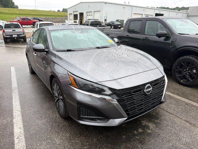2023 Nissan Altima SV FWD for sale in Bedford, IN