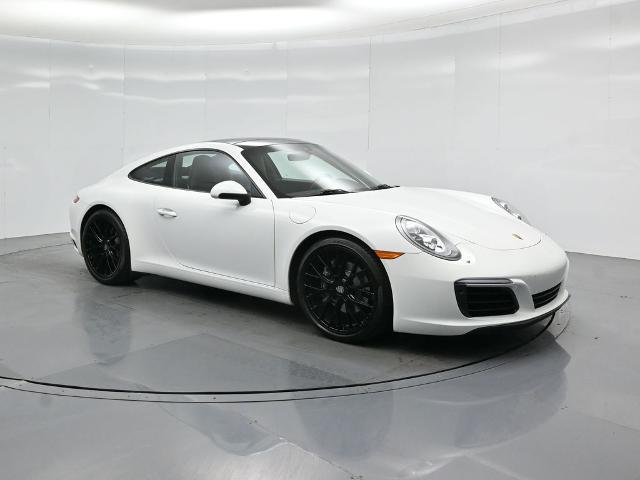 2017 Porsche 911 Carrera