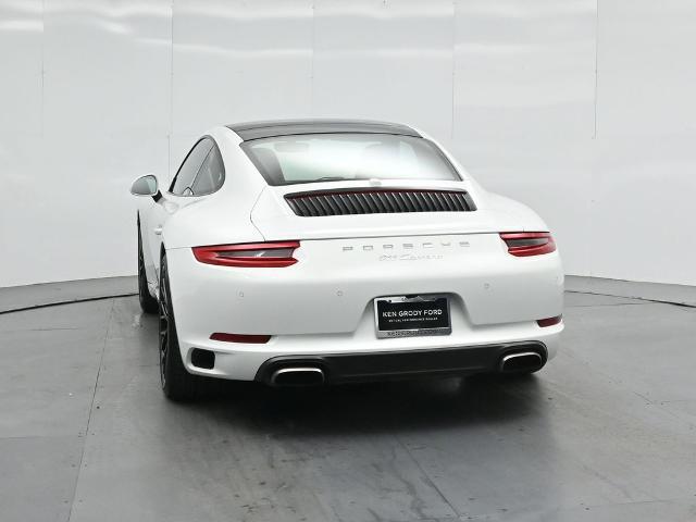 2017 Porsche 911 Carrera