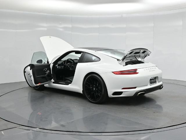 2017 Porsche 911 Carrera