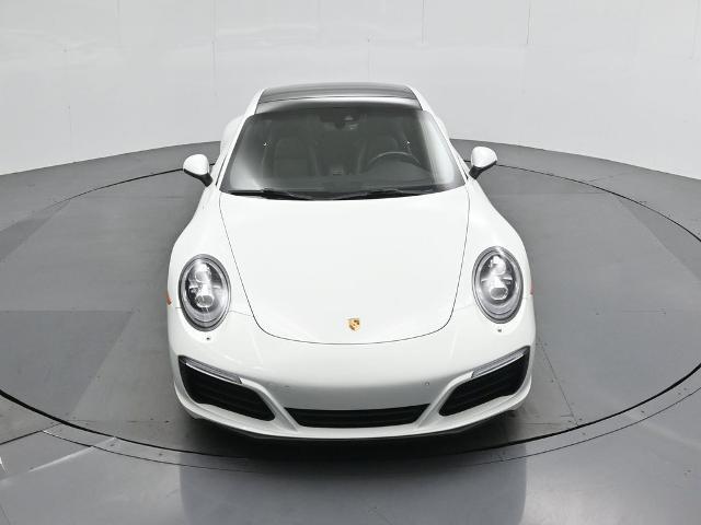2017 Porsche 911 Carrera