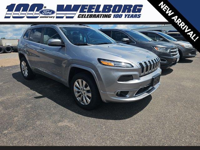 2017 Jeep Cherokee Overland 4x4 for sale in Redwood Falls, MN