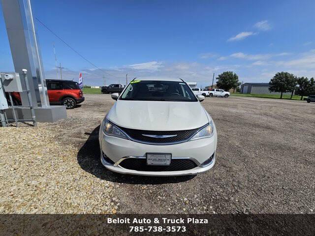 2017 Chrysler Pacifica Touring Plus
