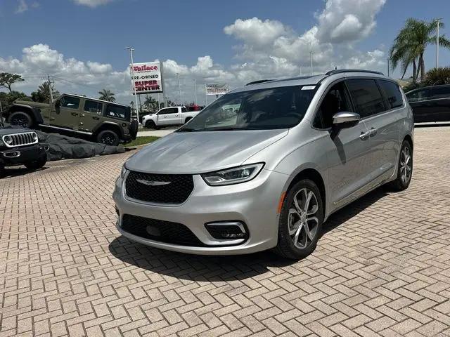 2026 Chrysler Pacifica Pinnacle