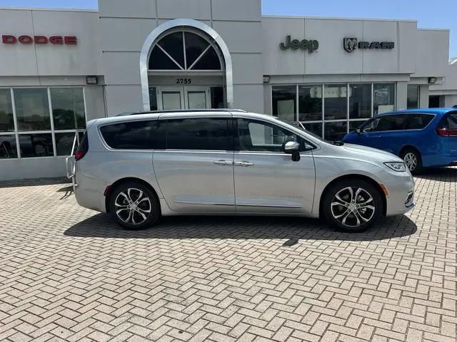 2026 Chrysler Pacifica Pinnacle