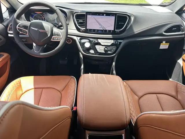 2026 Chrysler Pacifica Pinnacle