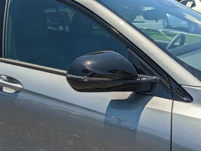 2026 Buick NV Sport Touring FWD