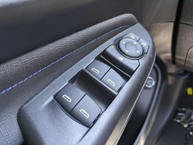 2026 Buick NV Sport Touring FWD