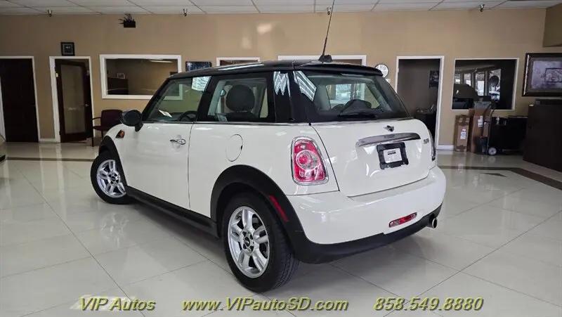 2011 MINI Cooper Cooper