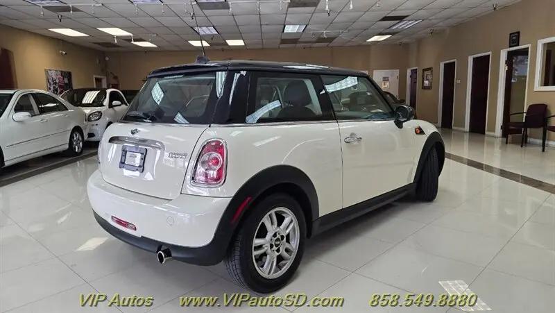 2011 MINI Cooper Cooper