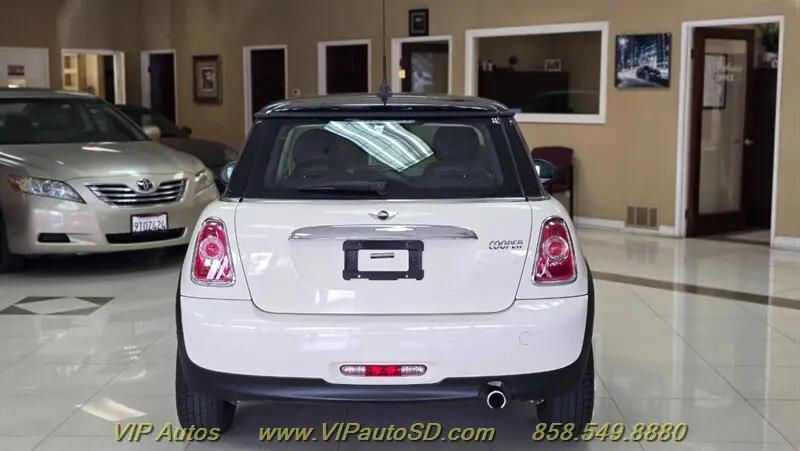 2011 MINI Cooper Cooper
