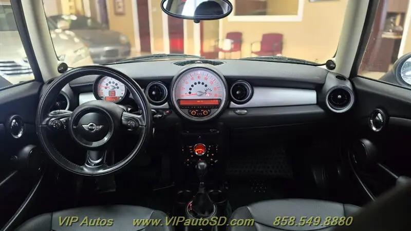 2011 MINI Cooper Cooper