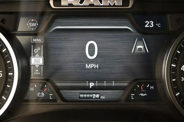 2026 Ram 1500 Express Crew Cab 4x4 57 Box