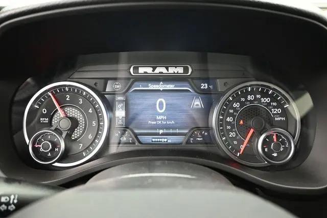 2026 Ram 1500 Express Crew Cab 4x4 57 Box