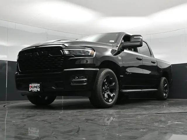 2026 Ram 1500 Express Crew Cab 4x4 57 Box