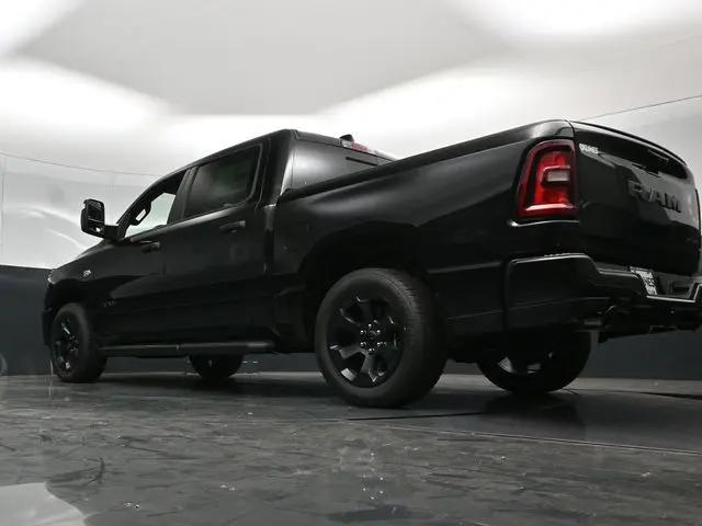 2026 Ram 1500 Express Crew Cab 4x4 57 Box