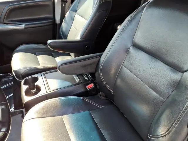 2017 Toyota Sienna SE 8 Passenger