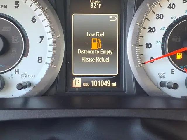 2017 Toyota Sienna SE 8 Passenger